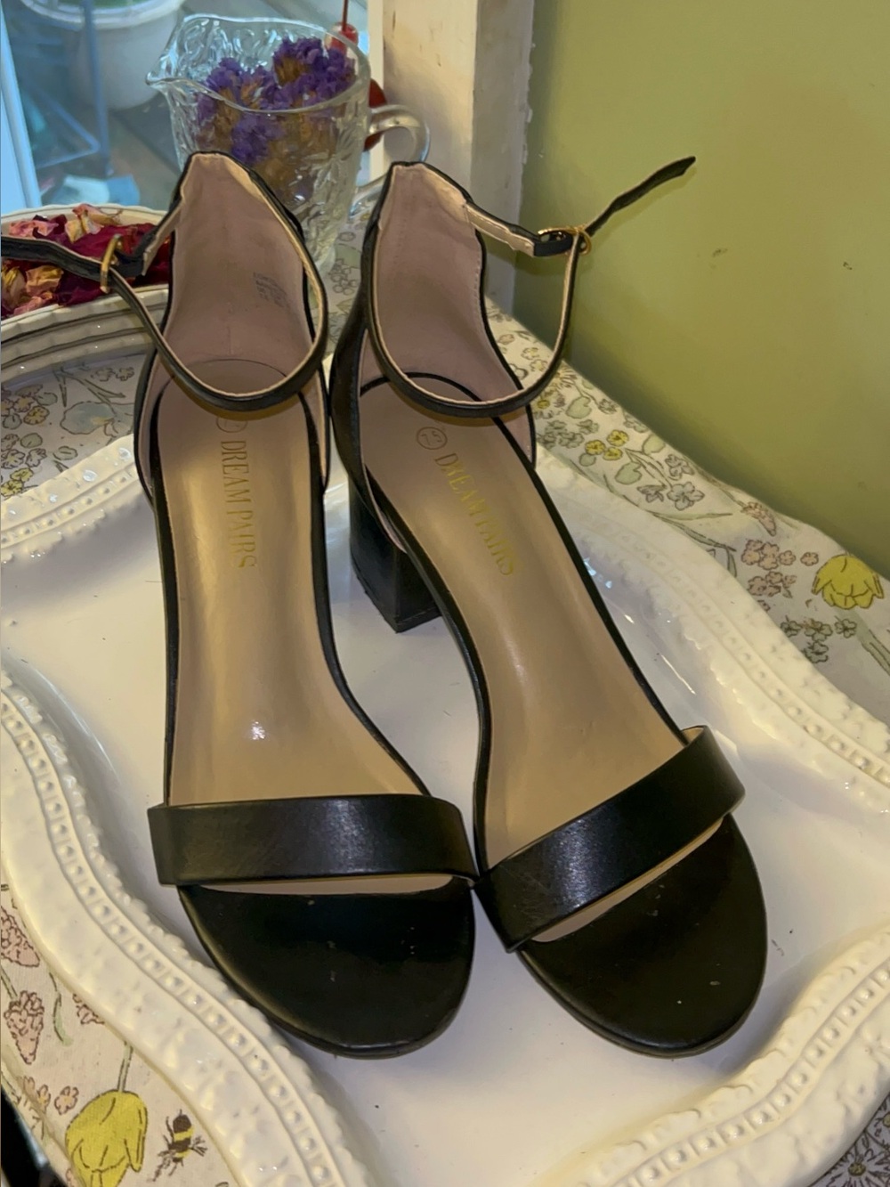Black low-block-heel ankle-strap sandals by Dream Pairs Size 7.5